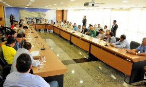 Na reunião, no Palácio Araguaia, 42 líderes do PRB entre prefeitos e pré-candidatos do partido de todo o Estado oficializaram apoio ao governo Marcelo Miranda