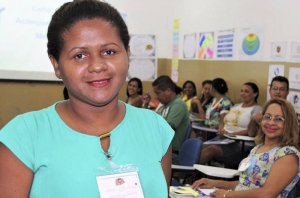 A professora Sonia Pinto de Oliveira garantiu que aprendeu mais e que está mais entusiasmada para ministrar as aulas -