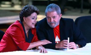 Ex-presidente Lula criticou uma política econômica que se baseia apenas no ajuste fiscal.