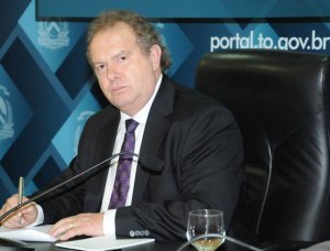 Mauro Carlesse nomeia secretários estaduais