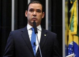 Deputado Federal reeleito Vicentinho Junior novo presidente do PR no Tocantins