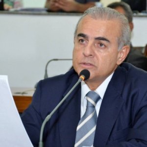 As contas consolidadas do Governo do Estado relativas ao ano de 2011 estão sob vista do líder da bancada governista, deputado Paulo Mourão (PT).