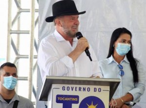 Governo do Tocantins entregou a reforma elétrica geral, a pintura e a quadra poliesportiva do Colégio Estadual Professora Joana Batista Cordeiro