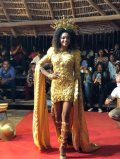 A jovem quilombola Tayza Pereira, de apenas 15 anos, apresentou vestido confeccionado pelo estilista Luiz Fernando Carvalho