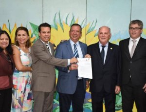 Presidente da AL assinou termos de cooperação com o TJ e Defensoria Pública do Estado