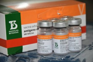 Tocantins recebe doses da CoronaVac e inicia vacinação de crianças de 6 a 17 anos
