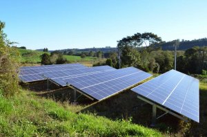 Projeto pretende que órgãos públicos estaduais sejam abastecidos com energia solar.