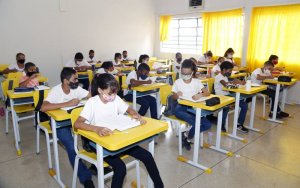 O PBE visa impactar nos resultados de aprendizagem dos estudantes da 6ª  ao 9º ano do Ensino Fundamental