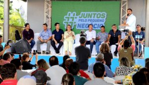 O governador Wanderlei Barbosa participou do lançamento da Campanha, Juntos pelo Pequeno Negócio, do Sebrae Tocantins, em São Miguel do Tocantins